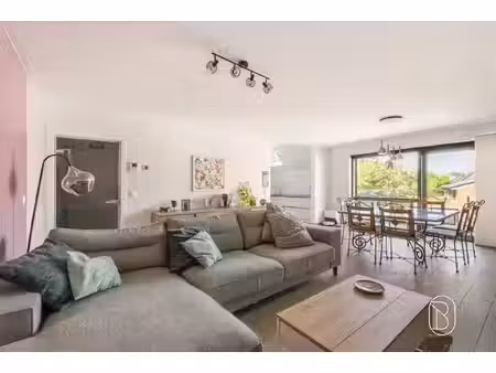 appartement te koop in moeskroen met 2 slaapkamers
