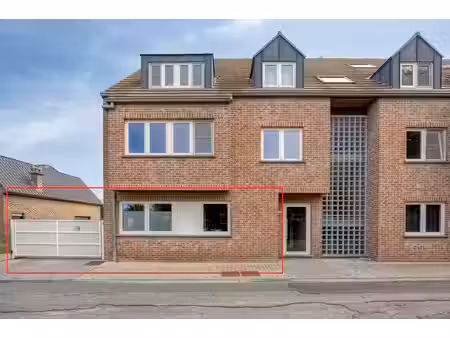 appartement te koop in burst met 2 slaapkamers