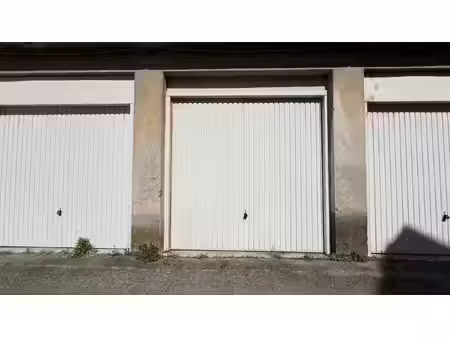 location garage à vals-les-bains (07600)