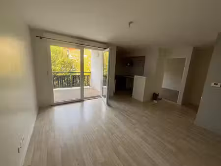 location appartement 2 pièces 42m² tours 37100