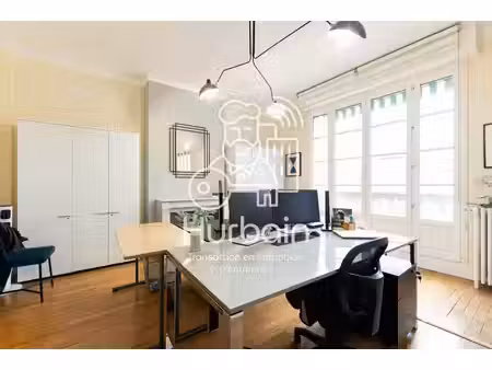 location local professionnel 171m² clermont ferrand 63000