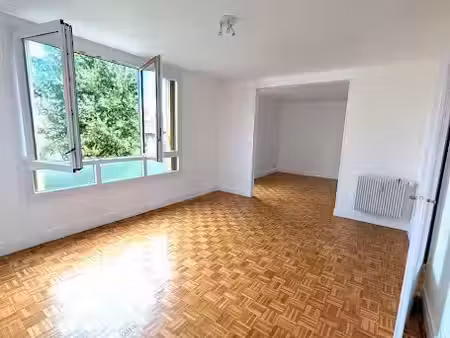 vente appartement 5 pièces 84.08 m² à compiegne (60200)  150 000 €