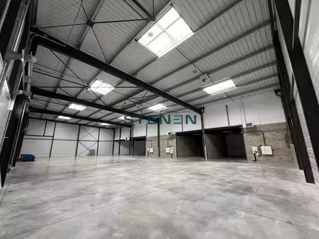 vente local d’activités marignane 13700 900m²