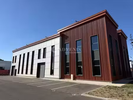 vente local d’activités serris 77700 477m² à 954m²