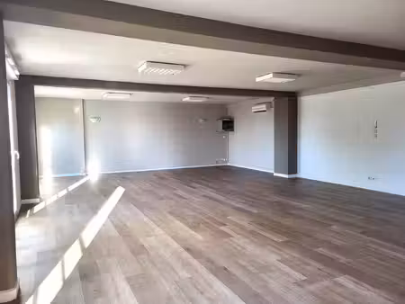 à louer – bureaux 80 m² – vannes / arradon