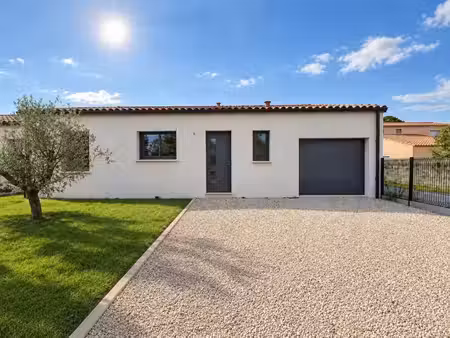 maison de plain-pied - 3 chambres - garage - norme pmr