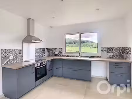 location maison 4 pièces 96.55 m² à terrasson-lavilledieu (24120)  960 €