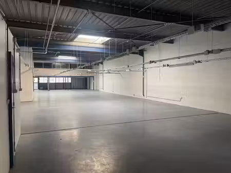 vente entrepôt pantin 93500 387m²