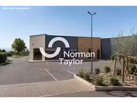 location commerce clermont l herault 34800 1450m²