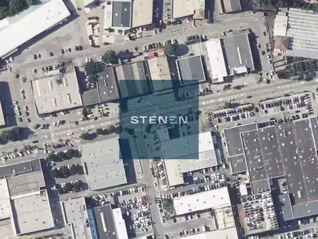 location commerce aix-en-provence 13290 150m²
