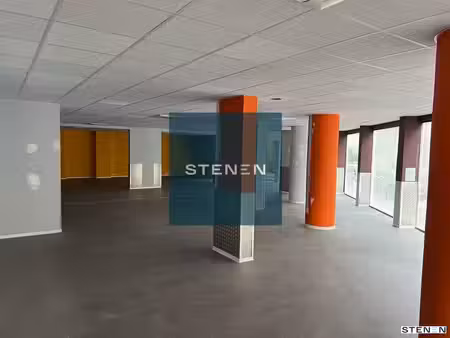 location commerce marseille 13006 140m² à 370m²
