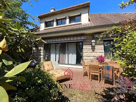 achat maison 7 pièces 219m²