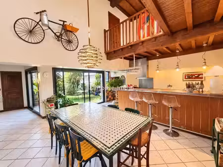 vente maison 6 pièces 245 m² à oloron-sainte-marie (64400)  325 000 €