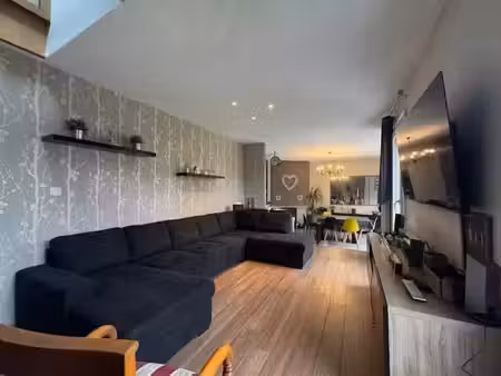 vente maison 6 pièces 137 m² à sains-en-amiénois (80680)  326 500 €