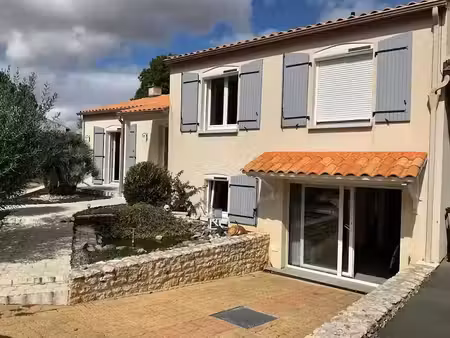 vente maison 5 pièces 125 m² à saint-porchaire (17250)  342 500 €
