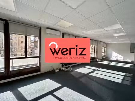 location bureaux marseille 13006 525m²