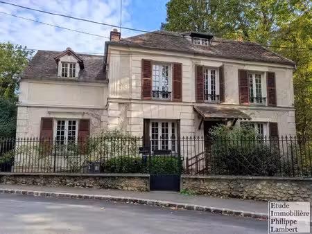 - maison 7 pièces sur sous-sol-