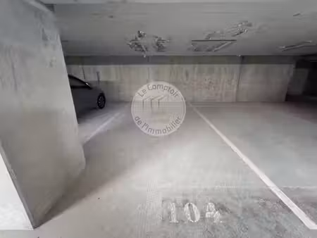 achat parking marseille 10ème
