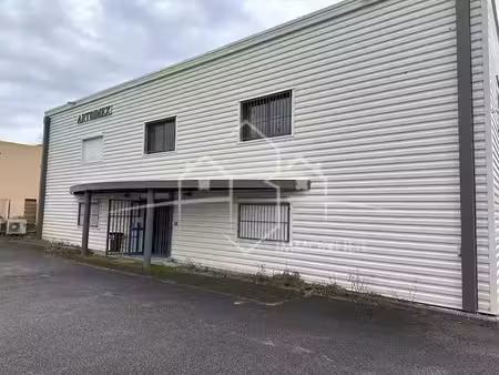vente locaux professionnels 0 pièces 1700 m² à beaurepaire (38270)  992 250 €