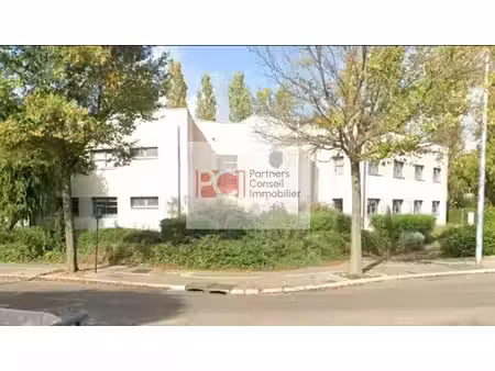 location bureaux nîmes 30000 100m²