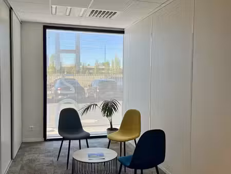 location local professionnel 302m² vertou 44120