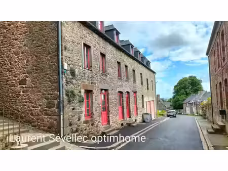 investisseurs a vendre ensemble d’immeubles et maisons en pierre à vendre (35)