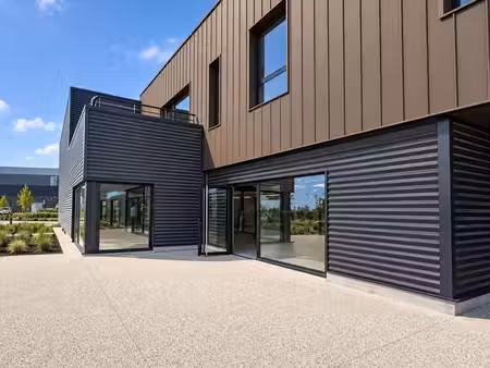 location commerce mornant 69440 104m²