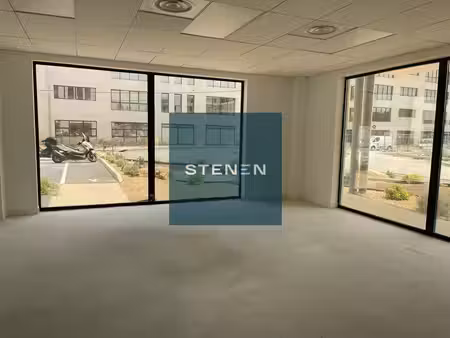 location bureaux aubagne 13400 147m² à 315m²