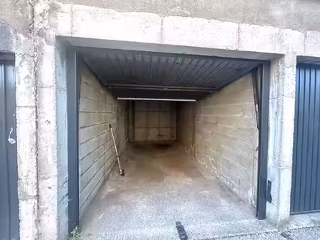 location parking aix en provence 13100