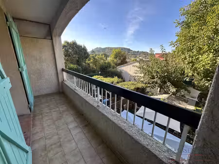 location appartement 2 pièces 30m² le beausset 83330