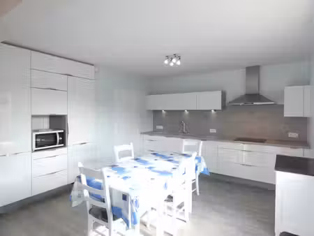 location appartement 3 pièces 75m²