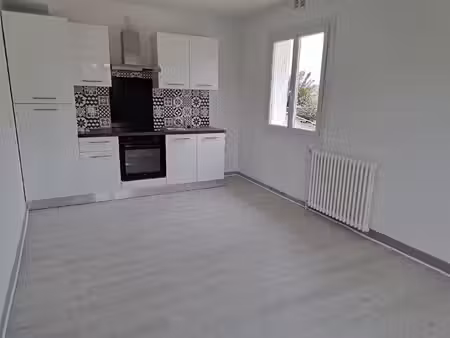 location maison 3 pièces 64m²