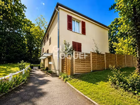 duplex 6 pièce(s) 110 m2