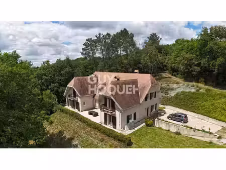 grande maison sans vis-à-vis avec vue sur les pyrénées