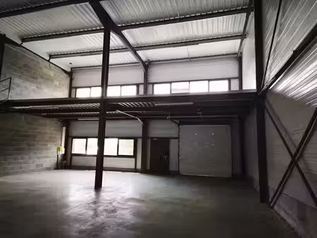 vente locaux professionnels 270 m² à voiron (38500)  418 000 €