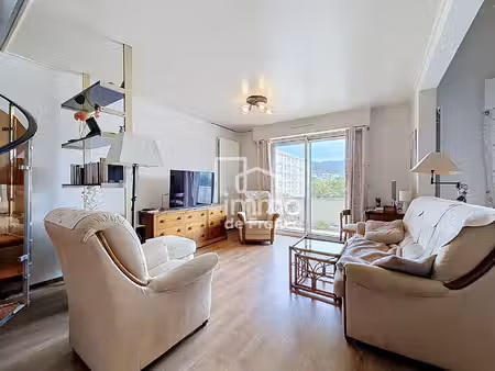 appartement oyonnax 4 pièce(s) 118 m2