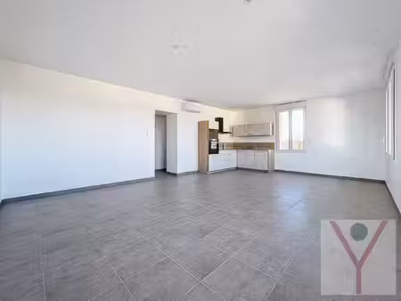 grand t3 lumineux de 75 m²