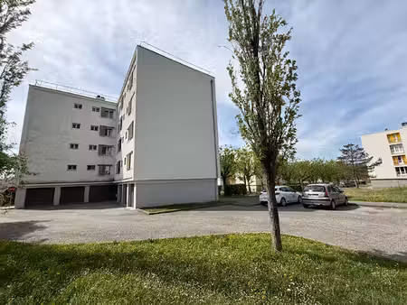 culoz beon - t4 - 73 m² - 3ème étage sans ascenseur