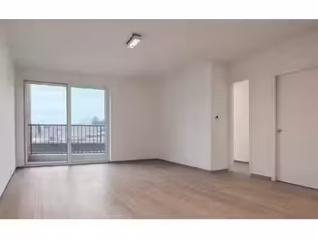 appartement 2 ch à louer - nouvel construction (non meublé)