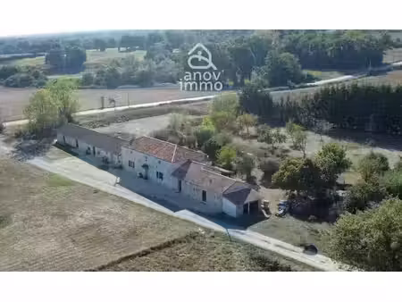 vente propriété 7 pièces 253 m² à saint-martin-l'ars (86350)  220 000 €