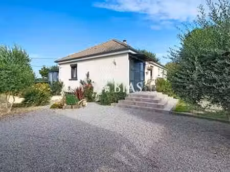 vente maison à berville-en-roumois (27520) : à vendre / 110m² berville-en-roumois