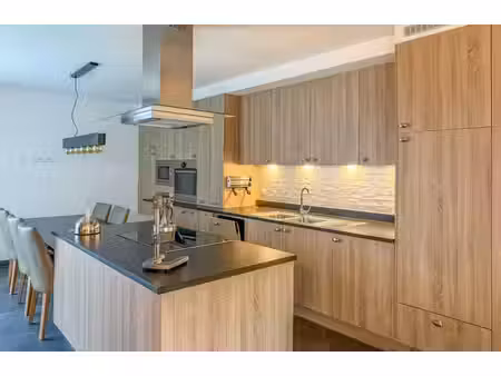 modern appartement in hartje sint-truiden