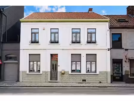 ?maison de maître 2 façades/ 5 chambres/parking couvert / p