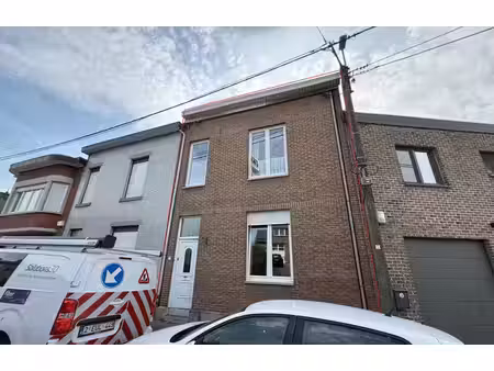 maison deux chambres avec jardin à saint-nicolas