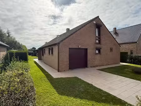 villa de ± 150m² sur 7a 39ca  3/4ch garage+parking jardin