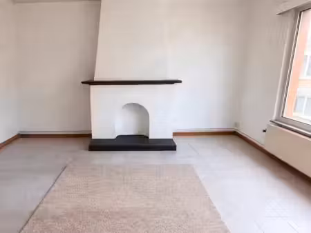 lumineux appartement 1 ch (76m2)+ bureau