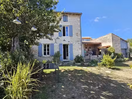 vente maison 4 pièces 130 m² à sansais (79270)  231 000 €