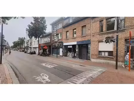 bâtiment commercial à vendre à zwijndrecht pour € 450.000