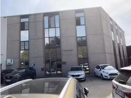 immeuble commercial idéalement situé avec epc x