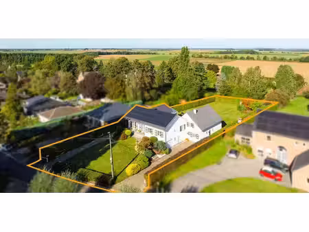villa à vendre à wihogne pour € 695.000 avec 5 chambres à coucher